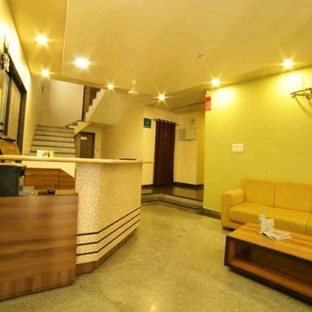 Hotel Shyam Villa Маунт-Абу Экстерьер фото